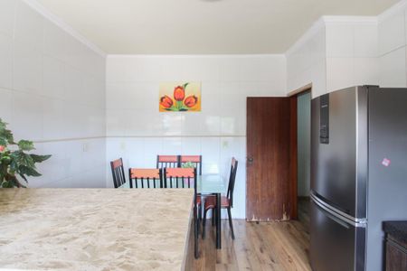 Casa à venda com 80m², 2 quartos e 2 vagas Casa à venda com 80m², 2 quartos e 2 vagasCozinha e Copa