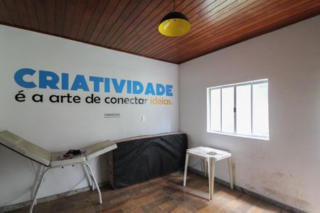 Casa à venda com 80m², 2 quartos e 2 vagas Casa à venda com 80m², 2 quartos e 2 vagasBarracão