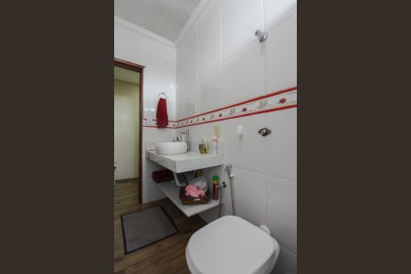 Casa à venda com 80m², 2 quartos e 2 vagas Casa à venda com 80m², 2 quartos e 2 vagasBanheiro