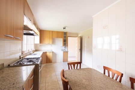 Apartamento para alugar com 140m², 2 quartos e 2 vagas