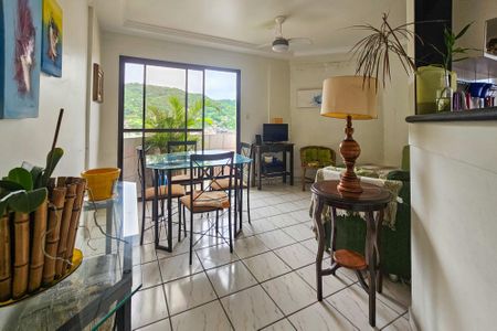 Sala de apartamento para alugar com 1 quarto, 60m² em Jardim Vitoria, Guarujá