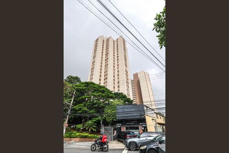 Apartamento para alugar com 50m², 2 quartos e 1 vaga Apartamento para alugar com 50m², 2 quartos e 1 vagaFachada