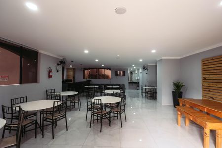 Apartamento para alugar com 50m², 2 quartos e 1 vaga Apartamento para alugar com 50m², 2 quartos e 1 vagaSalão de Festas