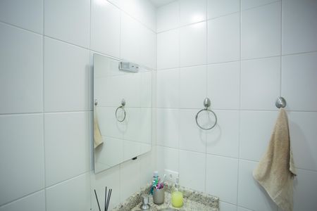 Apartamento para alugar com 65m², 2 quartos e 1 vaga Apartamento para alugar com 65m², 2 quartos e 1 vagaBANHEIRO DA SUÍTE