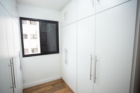 Apartamento para alugar com 65m², 2 quartos e 1 vaga Apartamento para alugar com 65m², 2 quartos e 1 vagaCLOSET