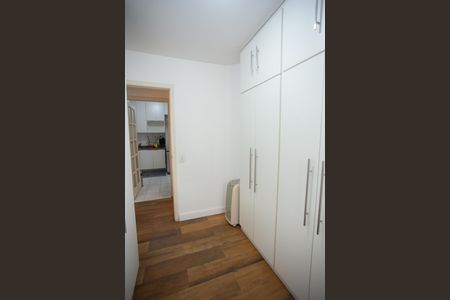 Apartamento para alugar com 65m², 2 quartos e 1 vaga Apartamento para alugar com 65m², 2 quartos e 1 vagaCLOSET