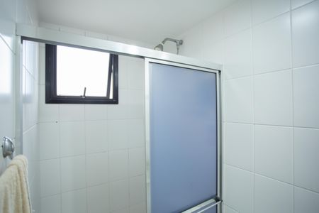 Apartamento para alugar com 65m², 2 quartos e 1 vaga Apartamento para alugar com 65m², 2 quartos e 1 vagaBANHEIRO DA SUÍTE