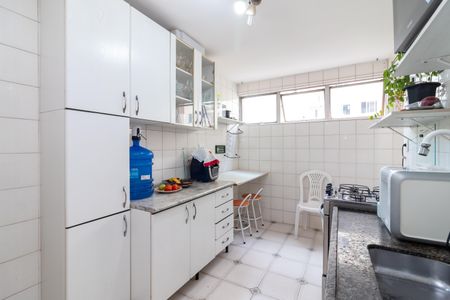 Apartamento à venda com 70m², 2 quartos e sem vaga Apartamento à venda com 70m², 2 quartos e sem vagaCozinha