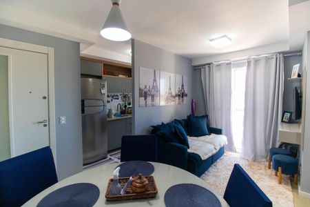 Apartamento à venda com 55m², 2 quartos e 1 vagaSala
