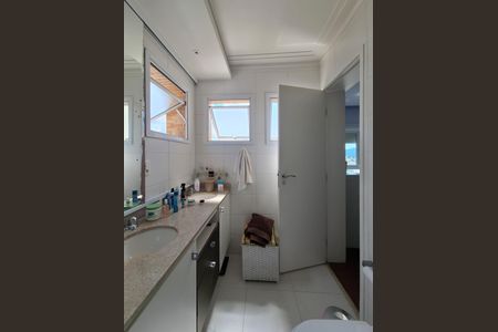 Apartamento para alugar com 125m², 3 quartos e 3 vagasBanheiro Quarto 1
