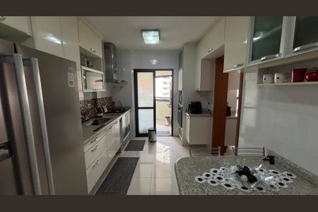 Apartamento à venda com 141m², 3 quartos e 3 vagasCozinha