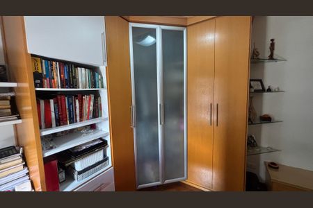 Apartamento à venda com 141m², 3 quartos e 3 vagasSuíte 2