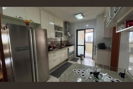 Apartamento à venda com 141m², 3 quartos e 3 vagasCozinha
