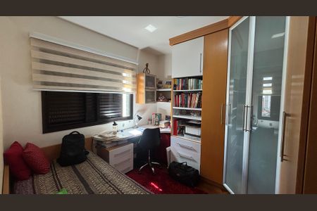 Apartamento à venda com 141m², 3 quartos e 3 vagasSuíte 2