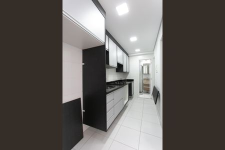Apartamento para alugar com 37m², 2 quartos e sem vaga Apartamento para alugar com 37m², 2 quartos e sem vagaCozinha e Área de Serviço