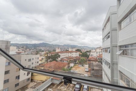Vista da Sala de apartamento à venda com 3 quartos, 104m² em Sagrada Família, Belo Horizonte