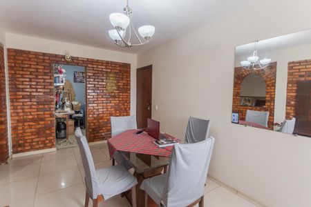 Sala de apartamento à venda com 3 quartos, 104m² em Sagrada Família, Belo Horizonte