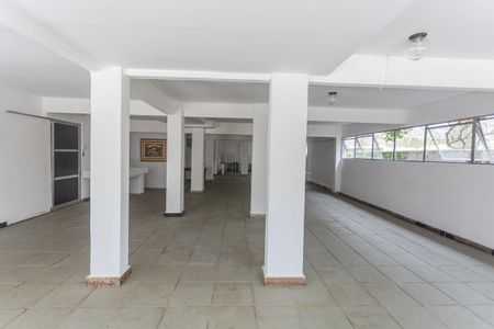 Apartamento à venda com 104m², 3 quartos e 1 vaga Apartamento à venda com 104m², 3 quartos e 1 vagaÁrea comum - Salão de festas