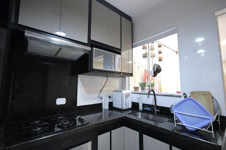 Apartamento à venda com 72m², 2 quartos e 1 vaga Apartamento à venda com 72m², 2 quartos e 1 vagaCozinha