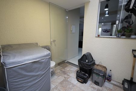Apartamento à venda com 72m², 2 quartos e 1 vaga Apartamento à venda com 72m², 2 quartos e 1 vagaÁrea de Serviço