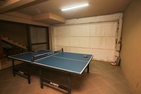 Garagem de casa à venda com 3 quartos, 275m² em Sétimo Céu, Porto Alegre