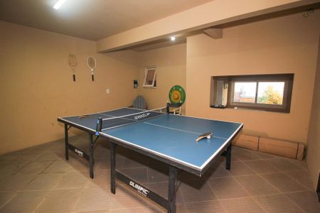 Garagem de casa à venda com 3 quartos, 275m² em Sétimo Céu, Porto Alegre