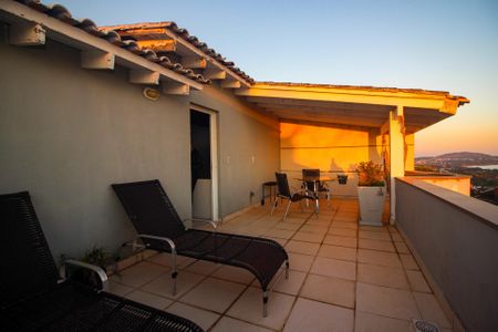 Terraço de casa à venda com 3 quartos, 275m² em Sétimo Céu, Porto Alegre