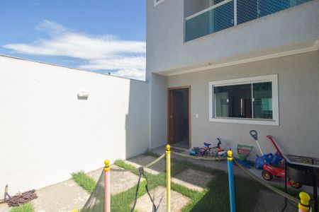 Casa para alugar com 123m², 2 quartos e 1 vagaQuintal