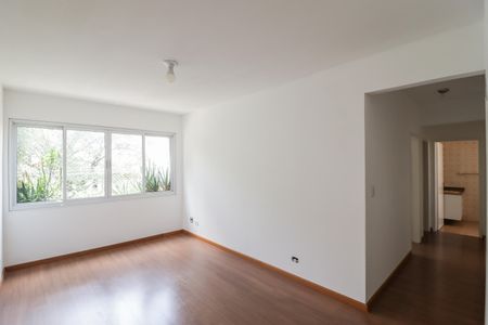 Sala de apartamento para alugar com 2 quartos, 60m² em Santa Terezinha, São Paulo