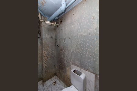 Apartamento à venda com 48m², 2 quartos e 1 vaga Apartamento à venda com 48m², 2 quartos e 1 vagaBanheiro