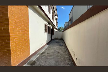 Apartamento para alugar com 118m², 2 quartos e 2 vagas Apartamento para alugar com 118m², 2 quartos e 2 vagasFundos