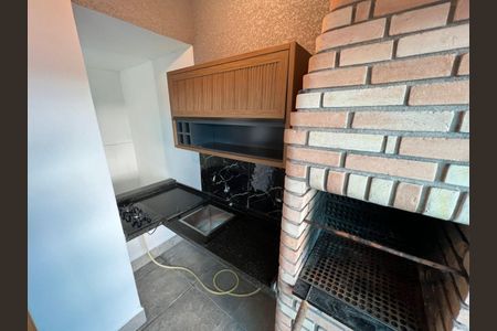 Foto 05 de casa à venda com 2 quartos, 103m² em Parque Capuava, Santo André