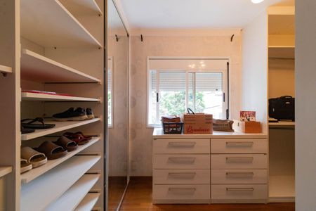 Apartamento para alugar com 218m², 3 quartos e 3 vagas Apartamento para alugar com 218m², 3 quartos e 3 vagasQuarto 2