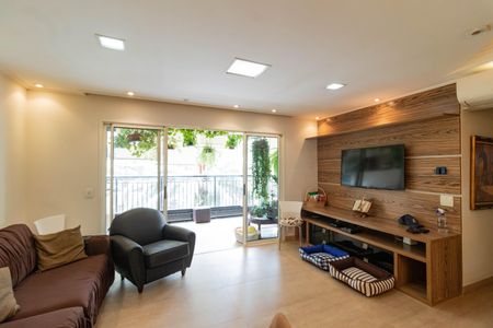 Sala de apartamento para alugar com 3 quartos, 218m² em Perdizes, São Paulo