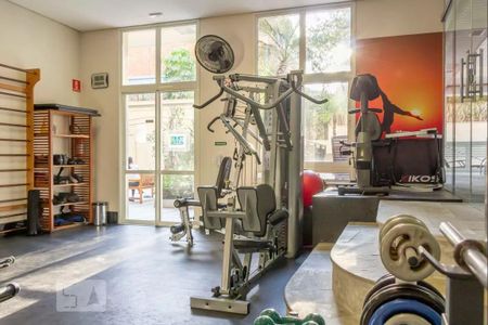 Apartamento para alugar com 218m², 3 quartos e 3 vagas Apartamento para alugar com 218m², 3 quartos e 3 vagasAcademia