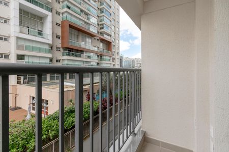 Varanda de apartamento à venda com 1 quarto, 40m² em Vila Cordeiro, São Paulo