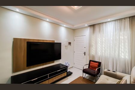 Sala de casa à venda com 3 quartos, 110m² em Vila Feliz, São Paulo