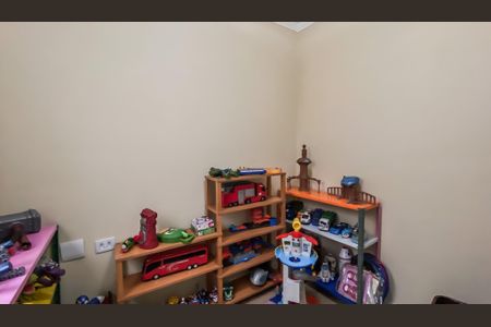 Casa à venda com 110m², 3 quartos e 2 vagasQuarto 2