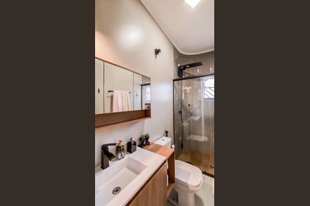 Casa à venda com 110m², 3 quartos e 2 vagasBanheiro da Suíte