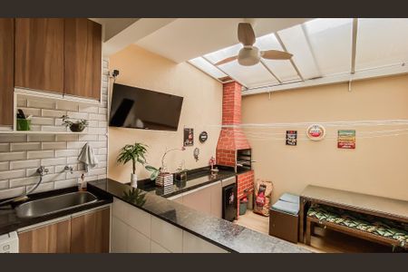 Casa à venda com 110m², 3 quartos e 2 vagasÁrea de Serviço