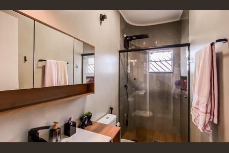 Casa à venda com 110m², 3 quartos e 2 vagasBanheiro da Suíte