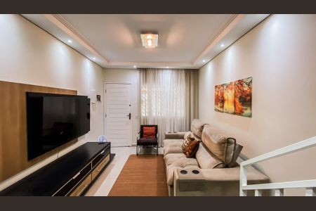 Casa à venda com 110m², 3 quartos e 2 vagasSala