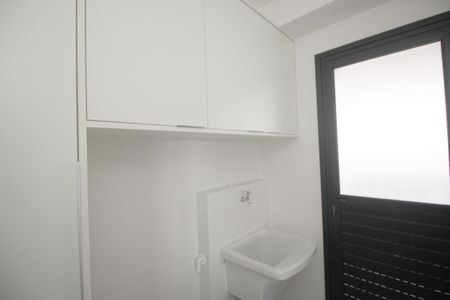 Apartamento para alugar com 64m², 2 quartos e 1 vagaÁrea de Serviço