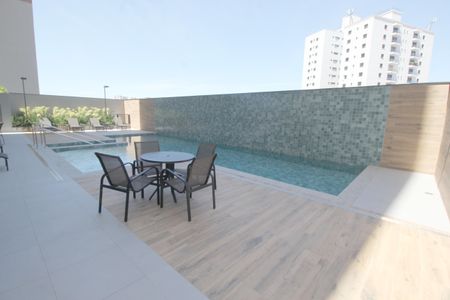 Apartamento para alugar com 64m², 2 quartos e 1 vagaPiscina