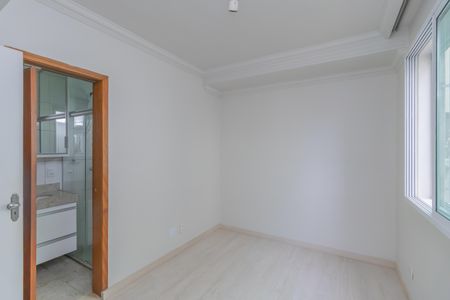 Apartamento à venda com 146m², 4 quartos e 2 vagas