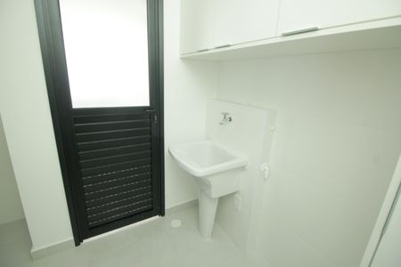 Apartamento para alugar com 64m², 2 quartos e 1 vagaÁrea de Serviço