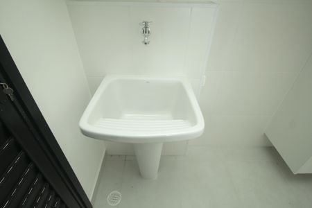 Apartamento para alugar com 64m², 2 quartos e 1 vagaÁrea de Serviço