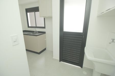 Apartamento para alugar com 64m², 2 quartos e 1 vagaÁrea de Serviço