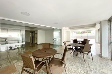 Apartamento à venda com 121m², 4 quartos e 2 vagasÁrea comum - Salão de festas