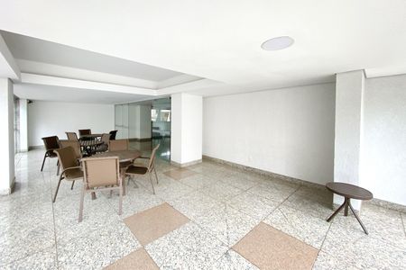 Apartamento à venda com 121m², 4 quartos e 2 vagasÁrea comum - Salão de festas